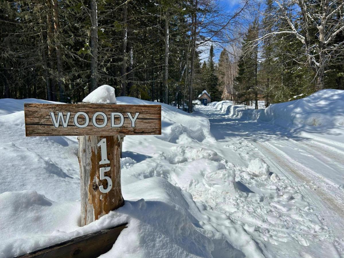 Woody - Chalets De Moh La Malbaie Exterior photo